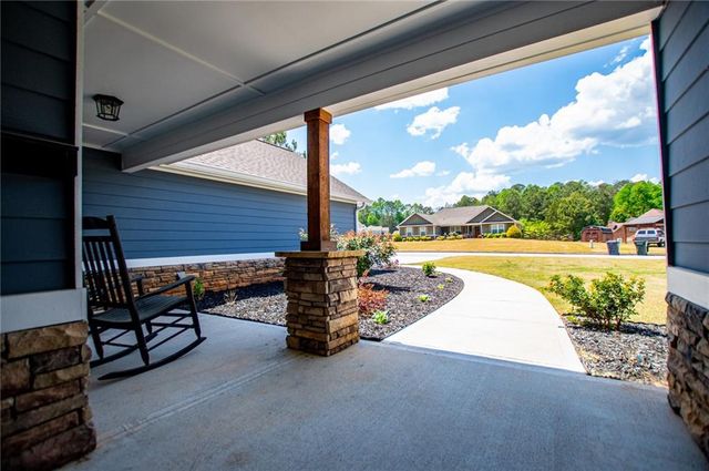 142 Lawrence Drive, Villa Rica, GA 30180