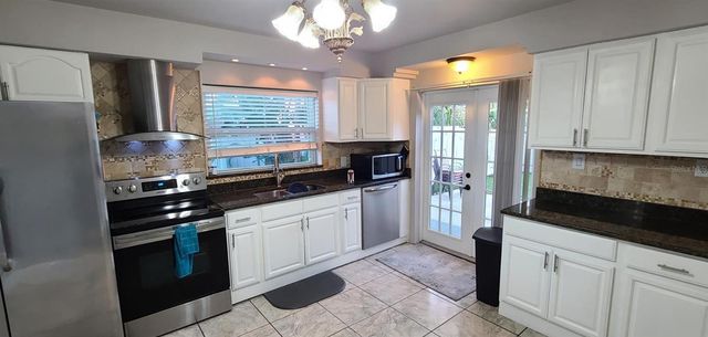 2306 W SAINT JOSEPH STREET, Tampa, FL 33607