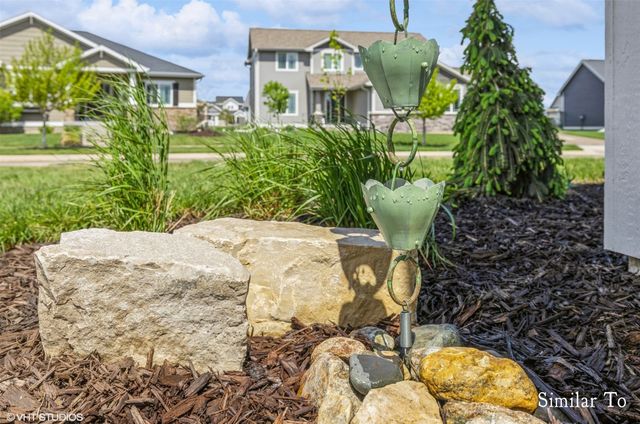 2712 NW Cedarwood Drive, Ankeny, IA 50023