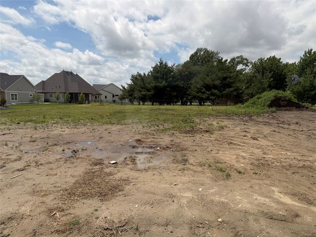 2712 NW Cedarwood Drive, Ankeny, IA 50023