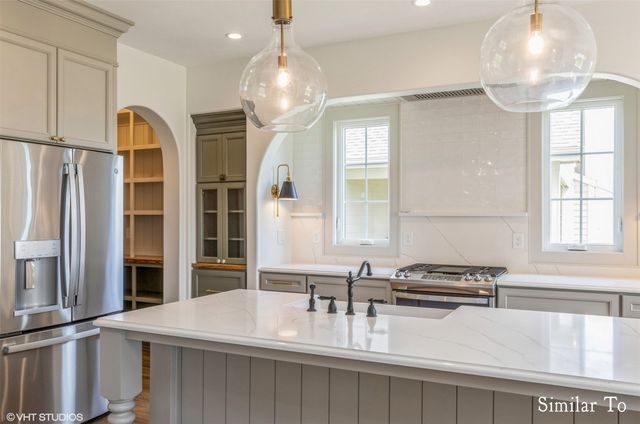 2712 NW Cedarwood Drive, Ankeny, IA 50023