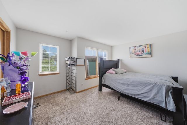 1620 Manor Oaks Drive, Plainfield, IL 60586