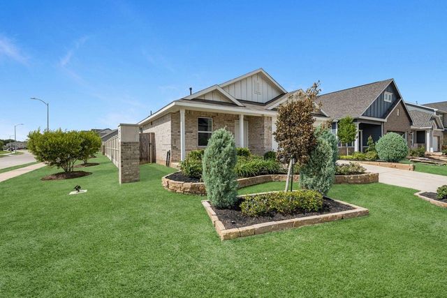 2703 Crested Creek Lane, Richmond, TX 77406