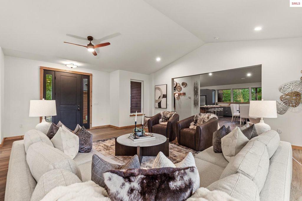 672 Hopkins Rd, Sandpoint, ID 83864 photo 12