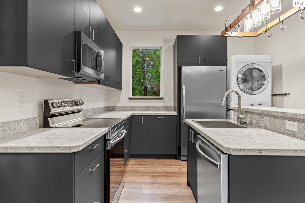 672 Hopkins Rd, Sandpoint, ID 83864 photo 57