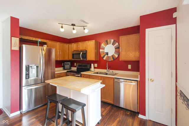 13166 N Becks Grove Drive, Camby, IN 46113