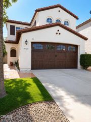 28328 Berylwood Place, Valencia, CA 91354