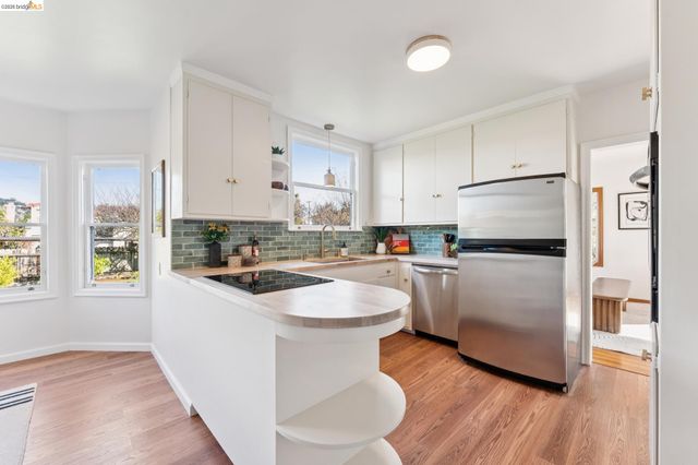 636 38th St, Richmond, CA 94805