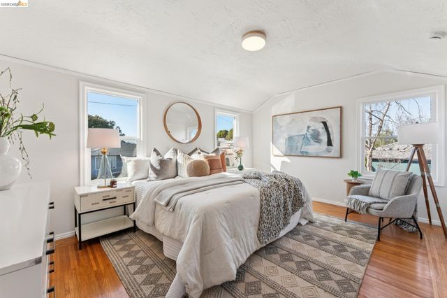 636 38th St, Richmond, CA 94805