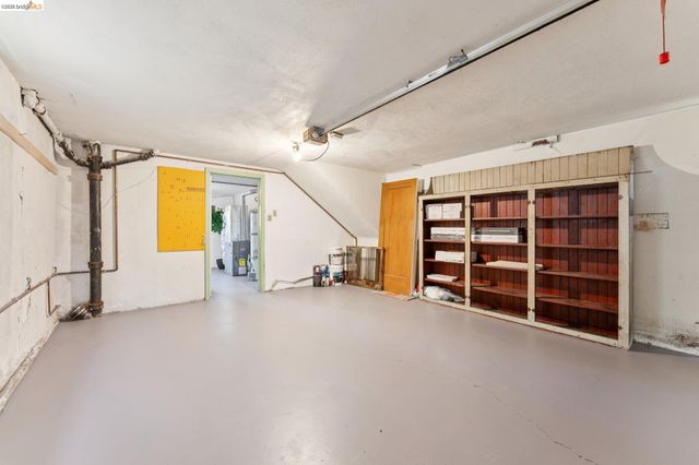 636 38th St, Richmond, CA 94805