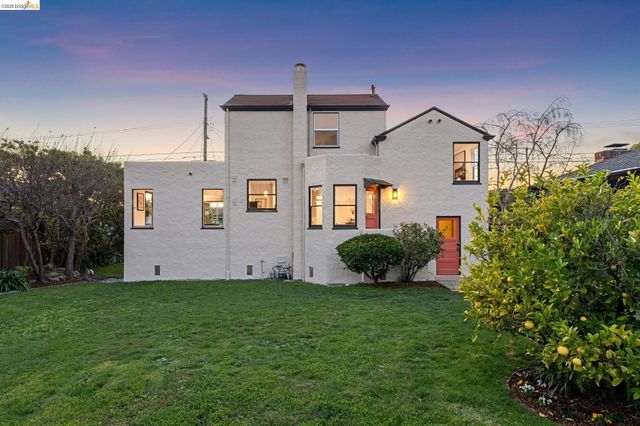 636 38th St, Richmond, CA 94805