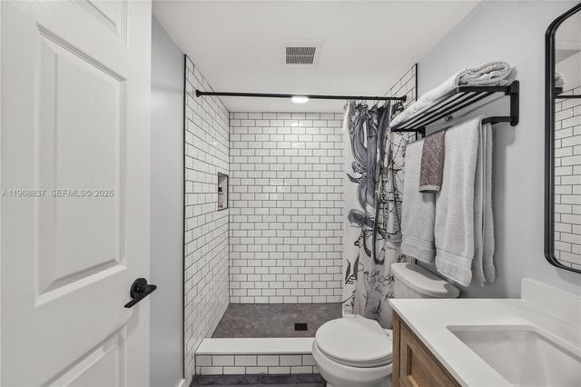 13870 Oneida Dr H1, Delray Beach, FL 33446