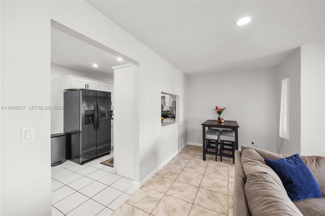 13870 Oneida Dr H1, Delray Beach, FL 33446