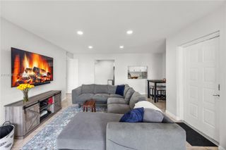 13870 Oneida Dr H1, Delray Beach, FL 33446