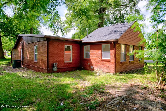 1121 Fairdale Rd, Fairdale, KY 40118