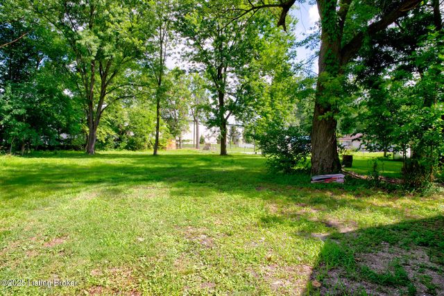 1121 Fairdale Rd, Fairdale, KY 40118