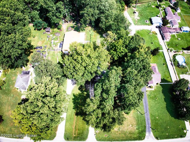 1121 Fairdale Rd, Fairdale, KY 40118