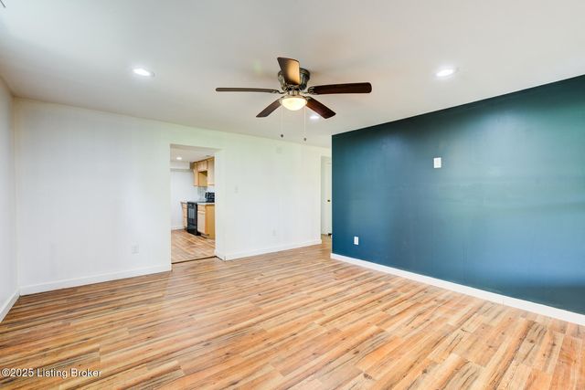 1121 Fairdale Rd, Fairdale, KY 40118