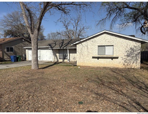 3935 Starhill, San Antonio, TX 78218