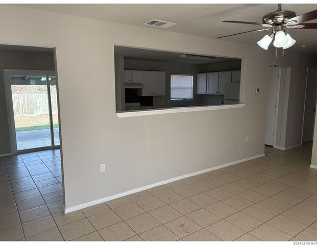 3935 Starhill, San Antonio, TX 78218