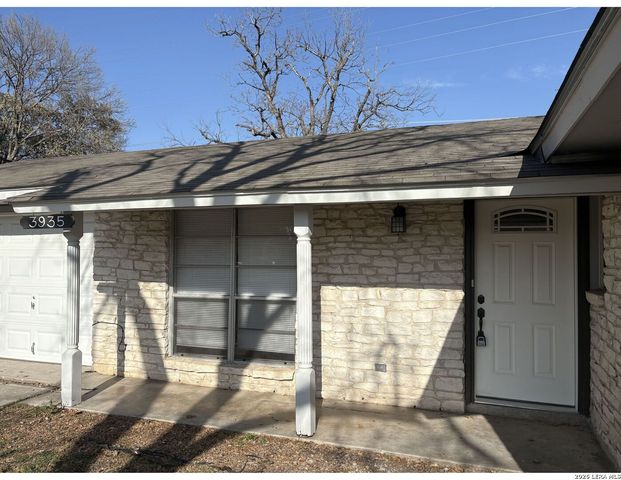 3935 Starhill, San Antonio, TX 78218