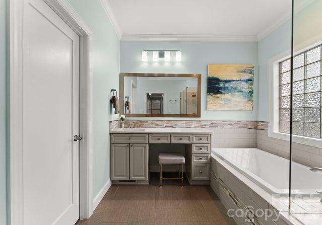 10012 Paradise Ridge Road, Charlotte, NC 28277