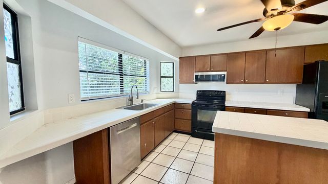 6048 Garrett Street, Jupiter, FL 33458