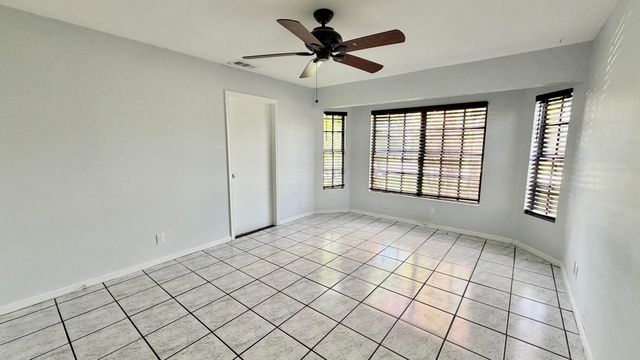 6048 Garrett Street, Jupiter, FL 33458