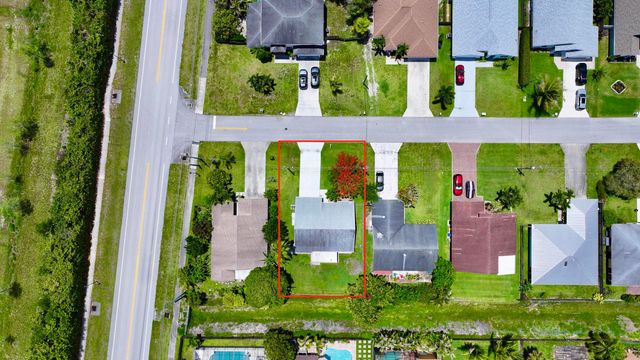 6048 Garrett Street, Jupiter, FL 33458