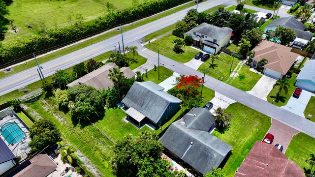 6048 Garrett Street, Jupiter, FL 33458