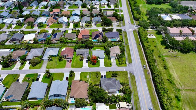 6048 Garrett Street, Jupiter, FL 33458