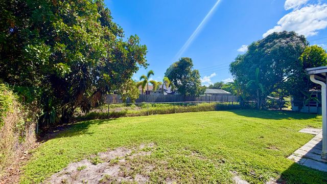 6048 Garrett Street, Jupiter, FL 33458