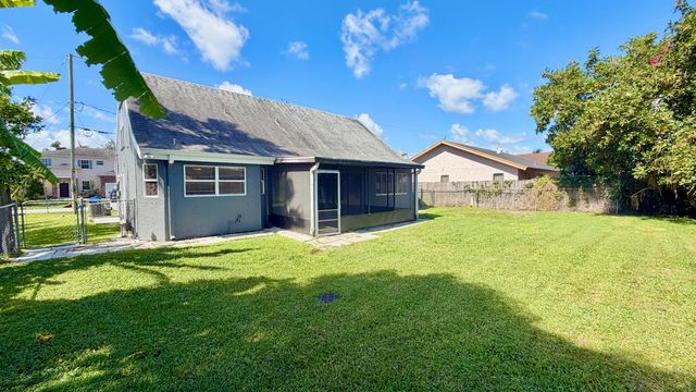 6048 Garrett Street, Jupiter, FL 33458