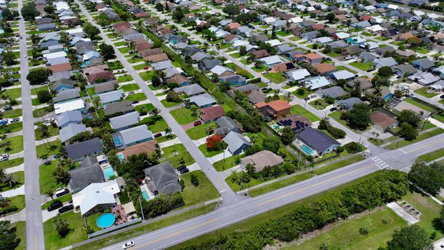 6048 Garrett Street, Jupiter, FL 33458
