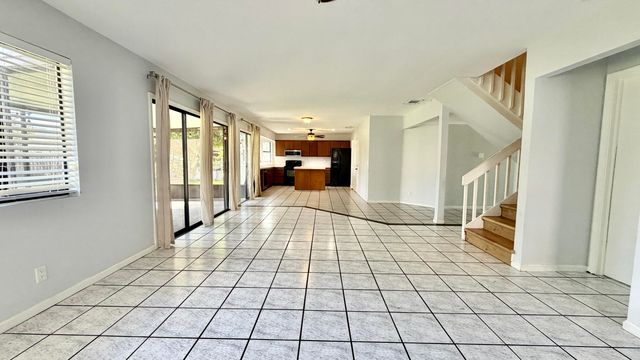 6048 Garrett Street, Jupiter, FL 33458