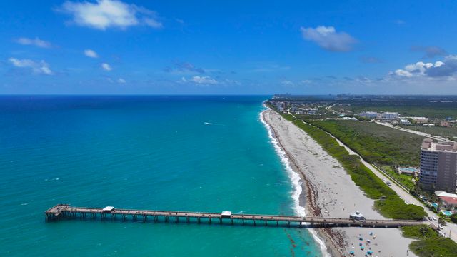 6048 Garrett Street, Jupiter, FL 33458