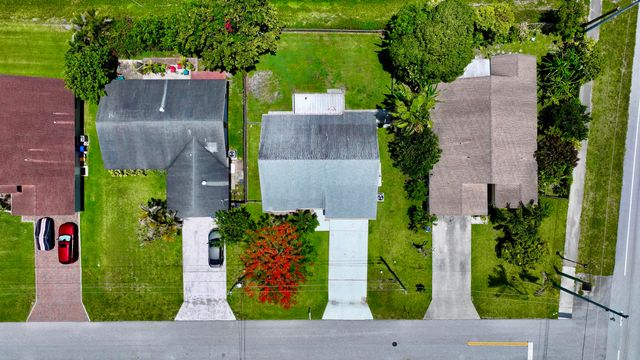 6048 Garrett Street, Jupiter, FL 33458