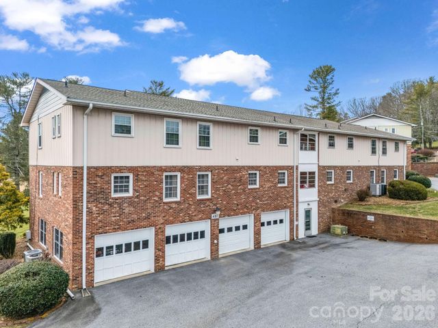 410 Golf View Condo Lane 2A, Hendersonville, NC 28739