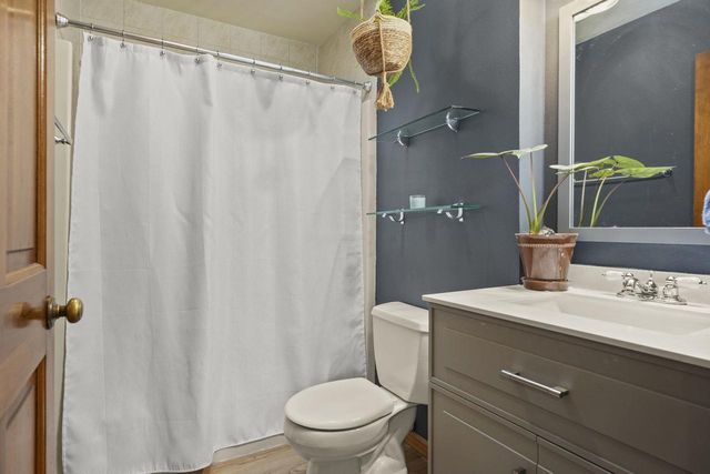 516 Woodvale Drive, Deforest, WI 53532