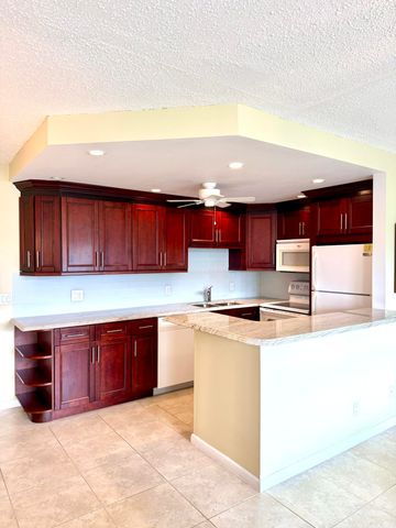 4104 Cambridge E 4104, Deerfield Beach, FL 33442