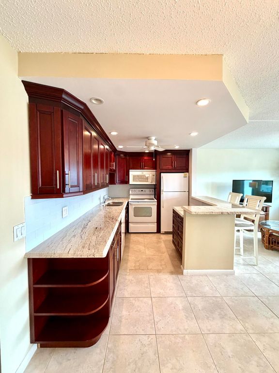 4104 Cambridge E 4104, Deerfield Beach, FL 33442
