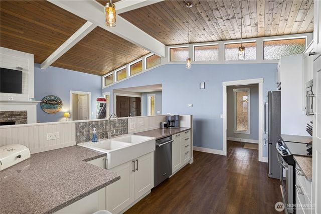 578 SW Shelley Ln, Oak Harbor, WA 98277