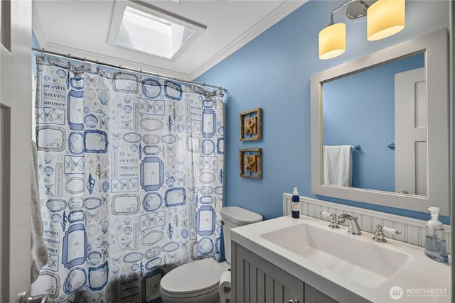 578 SW Shelley Ln, Oak Harbor, WA 98277
