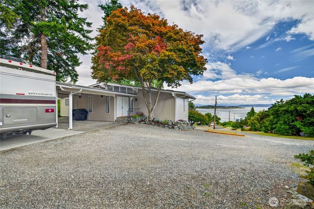 578 SW Shelley Ln, Oak Harbor, WA 98277
