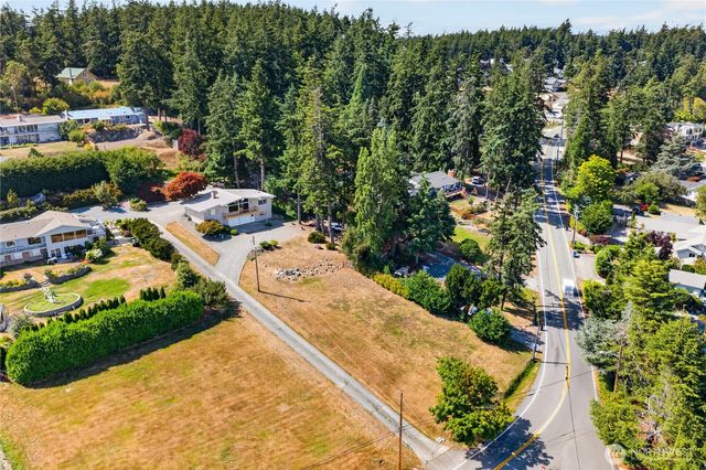578 SW Shelley Ln, Oak Harbor, WA 98277