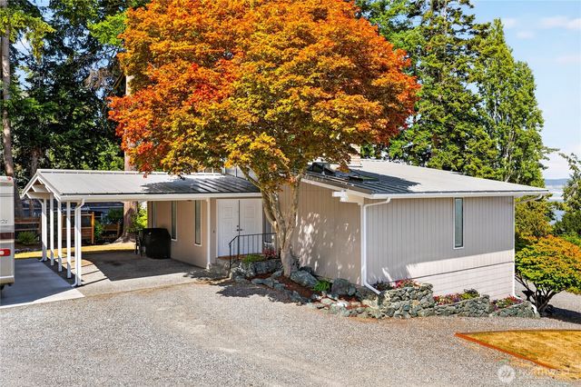 578 SW Shelley Ln, Oak Harbor, WA 98277
