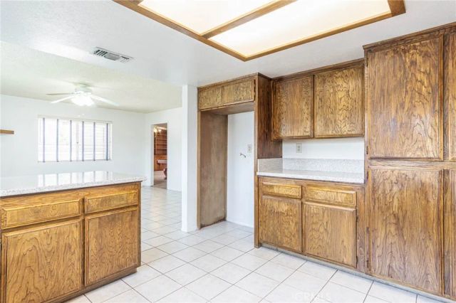 18151 Deer Park Lane, Victorville, CA 92395