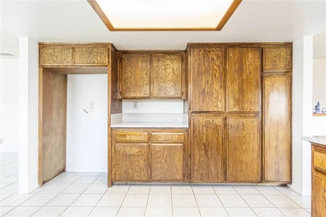 18151 Deer Park Lane, Victorville, CA 92395