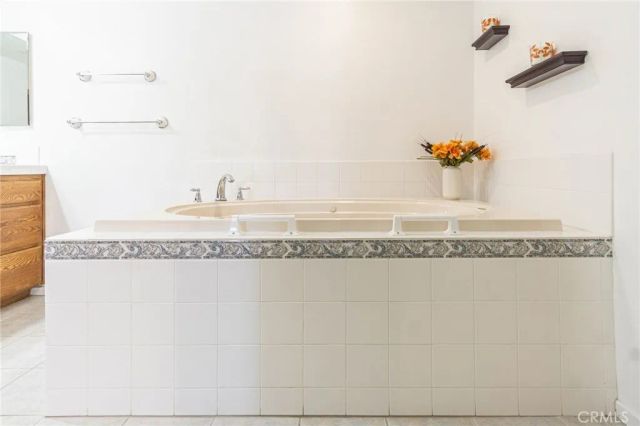 18151 Deer Park Lane, Victorville, CA 92395