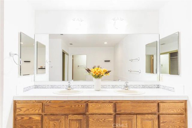 18151 Deer Park Lane, Victorville, CA 92395